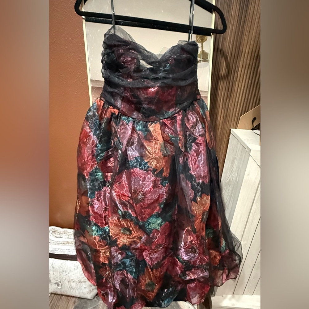 Lulu's Multicolor Strapless Midi Dress